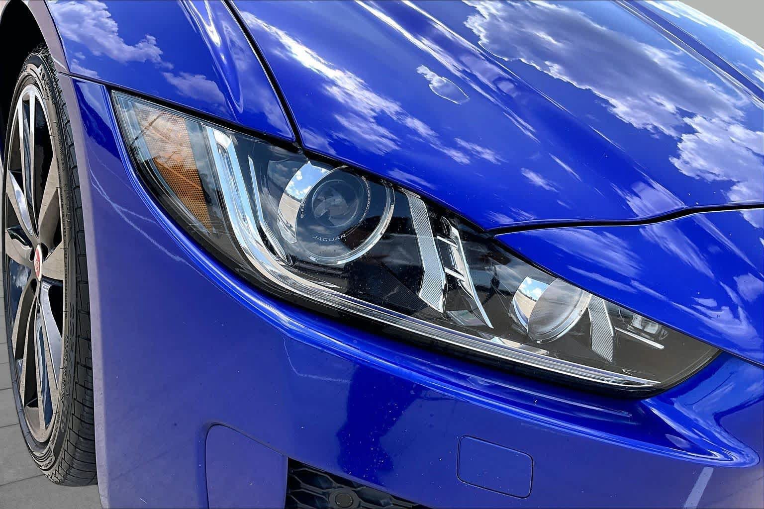 Used 2017 Jaguar XE R-Sport RWD image 28