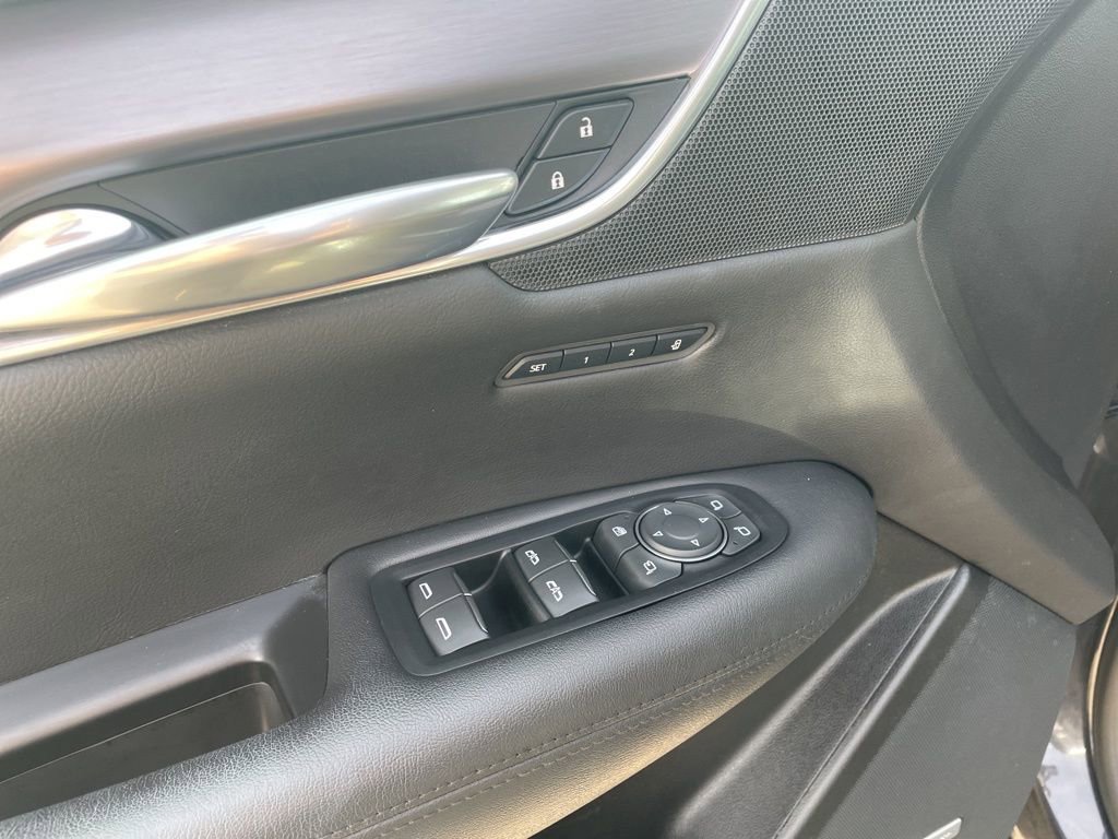 Used 2019 Cadillac XT5 Luxury w/ Advanced Security Package image 12