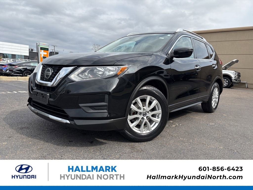 Used 2019 Nissan Rogue SV image 1
