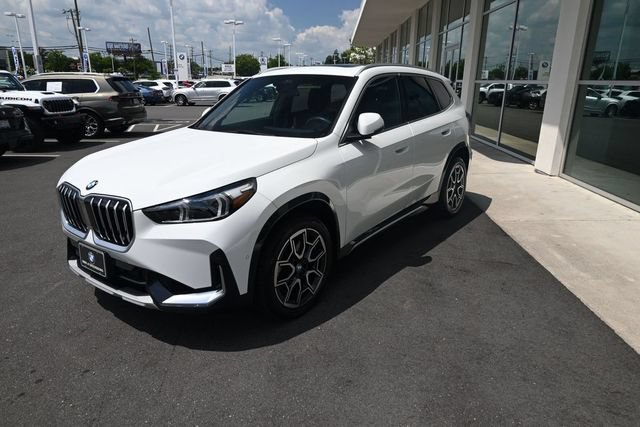 Used 2025 BMW X1 xDrive28i w/ Convenience Package AWD/4WD image 17