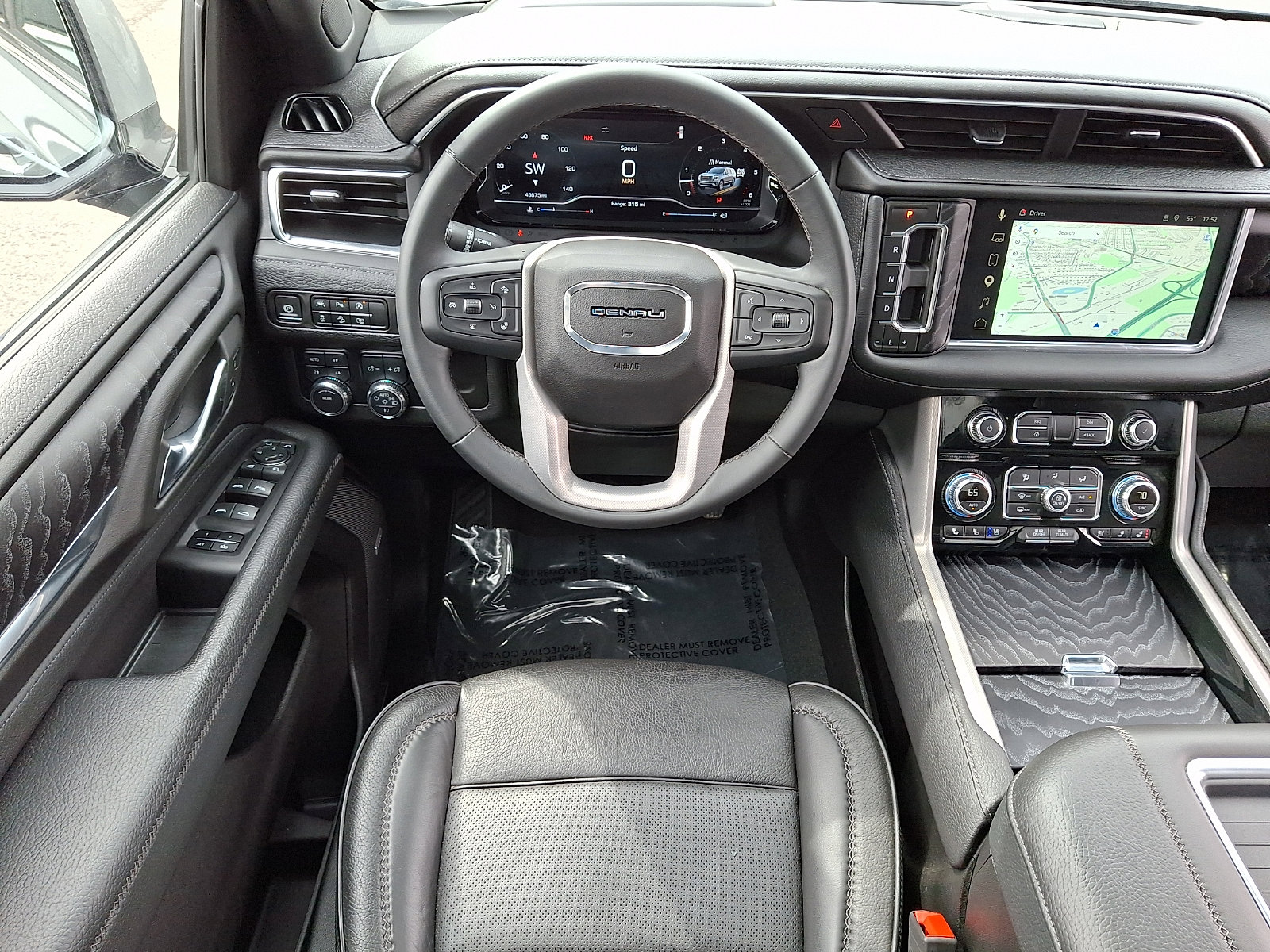 Used 2023 GMC Yukon Denali AWD/4WD image 4