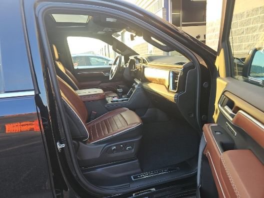 Used 2025 GMC Sierra 1500 Denali Ultimate AWD/4WD image 19