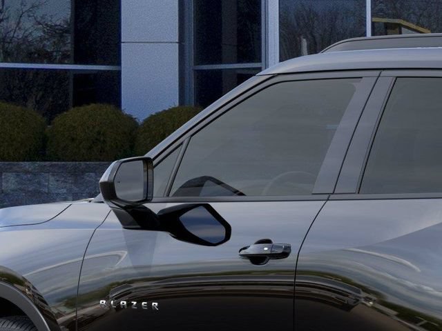 New 2026 Chevrolet Blazer LT w/ Convenience Package FWD image 12