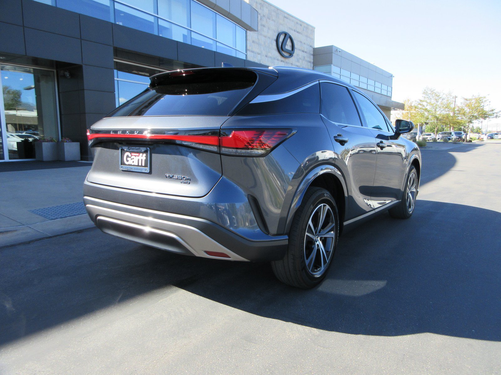Used 2024 Lexus RX 350h w/ Accessory Package (Z1) AWD/4WD image 9
