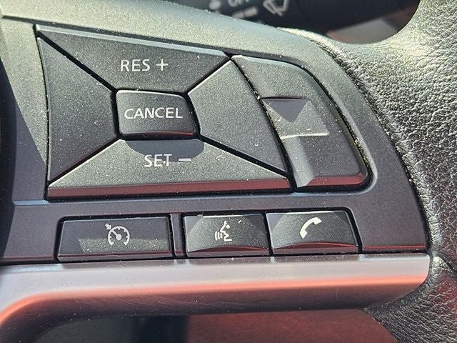 Used 2025 Nissan Altima 2.5 SV FWD image 31