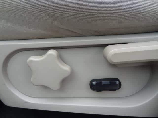Used 2008 Ford Explorer XLT RWD image 7