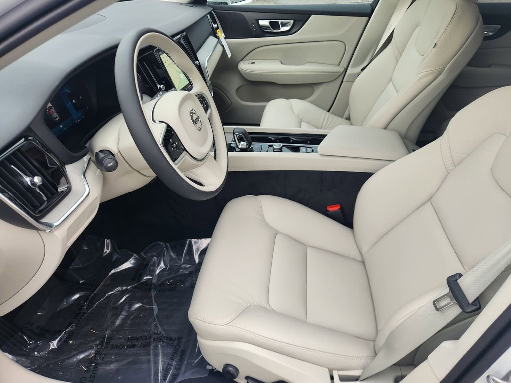 New 2026 Volvo V60 B5 Cross Country Plus w/ Protection Package Premier AWD/4WD image 9
