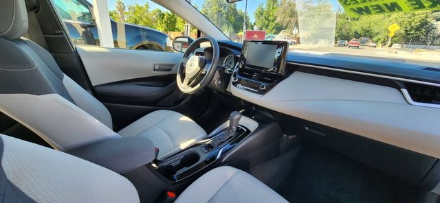 Used 2022 Toyota Corolla LE FWD image 13