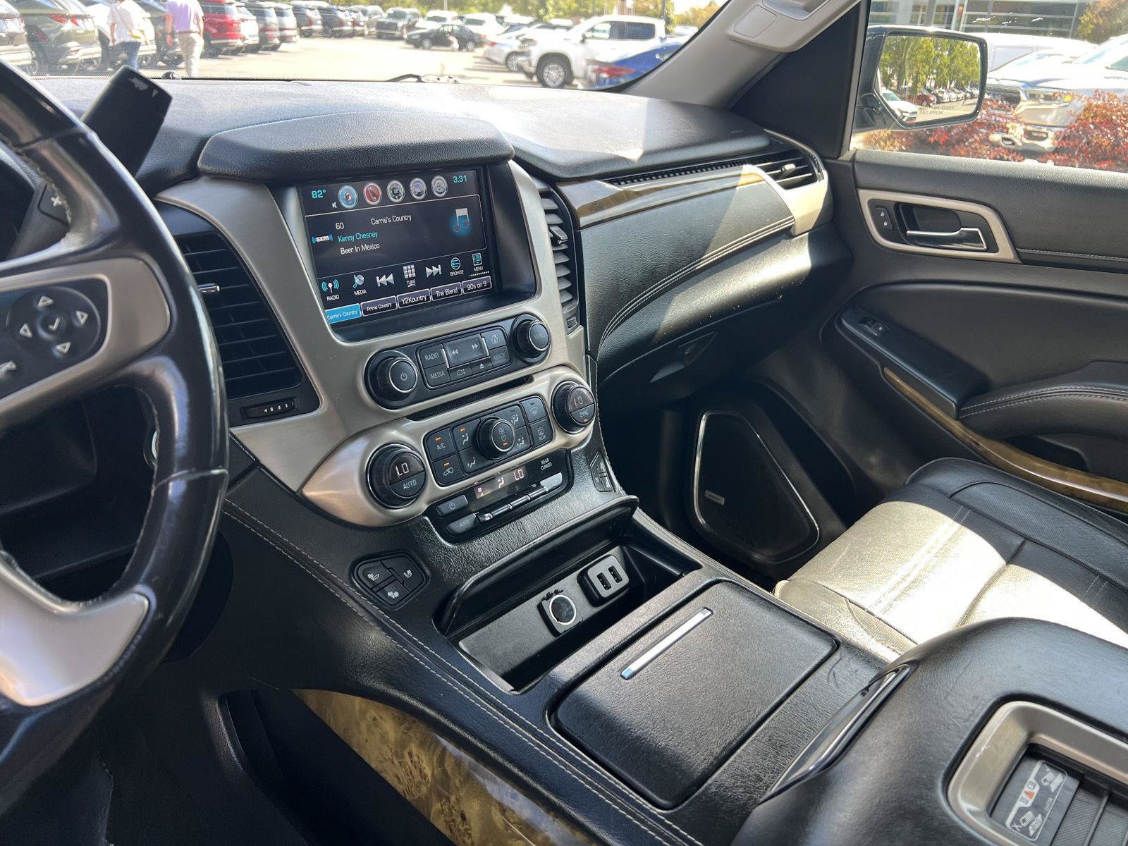 Used 2017 GMC Yukon XL Denali w/ Open Road Package AWD/4WD image 8