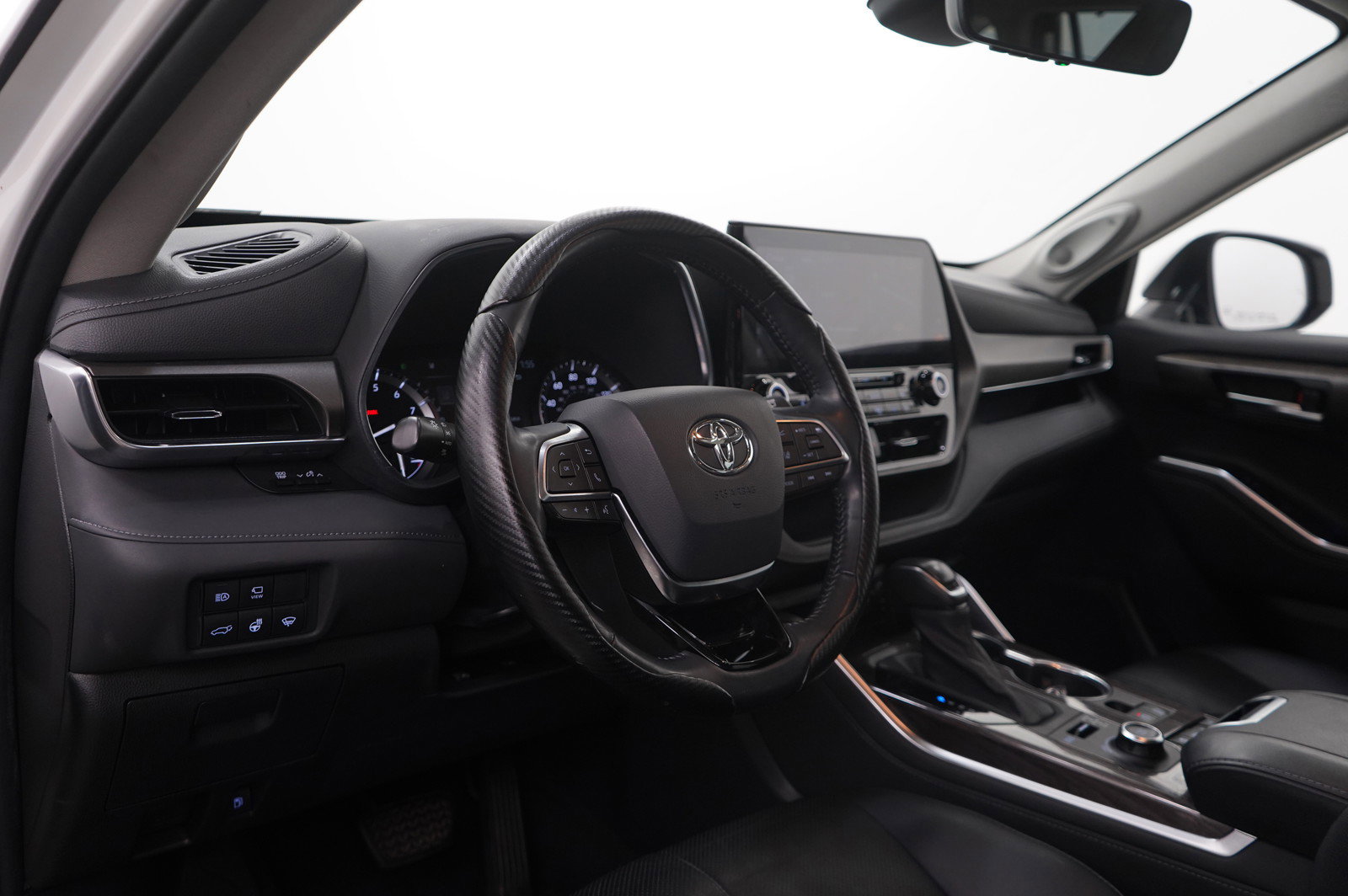 Used 2020 Toyota Highlander Limited image 15