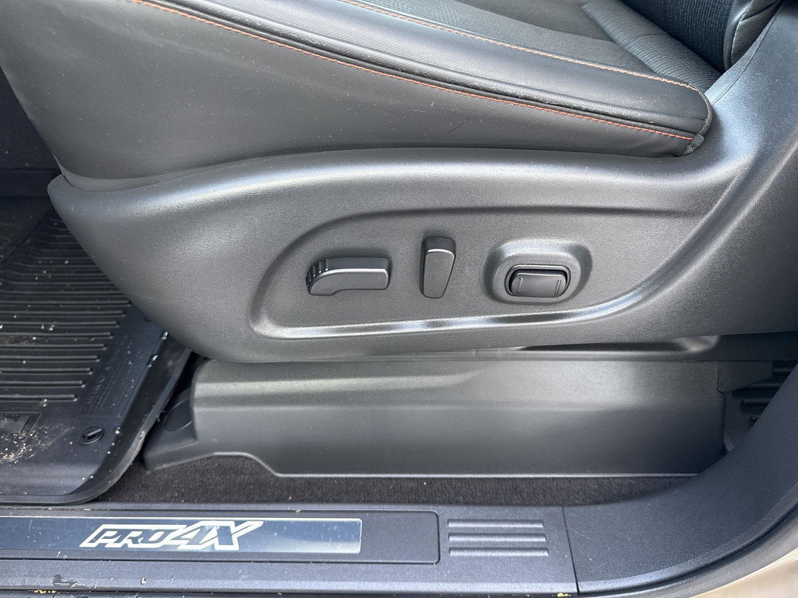 Used 2023 Nissan Titan PRO-4X w/ Off Road Protection Package image 17