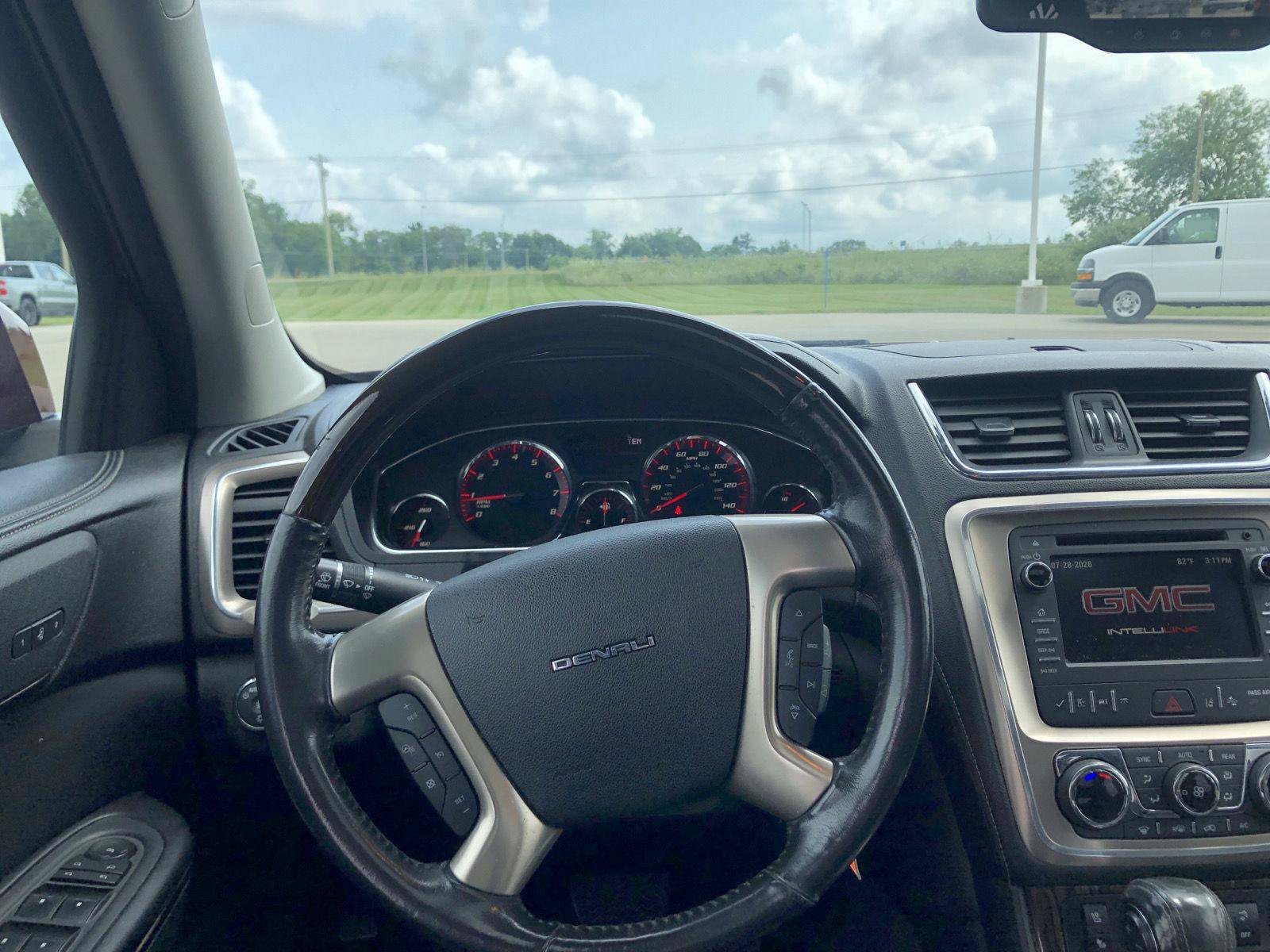 Used 2016 GMC Acadia Denali AWD/4WD image 19