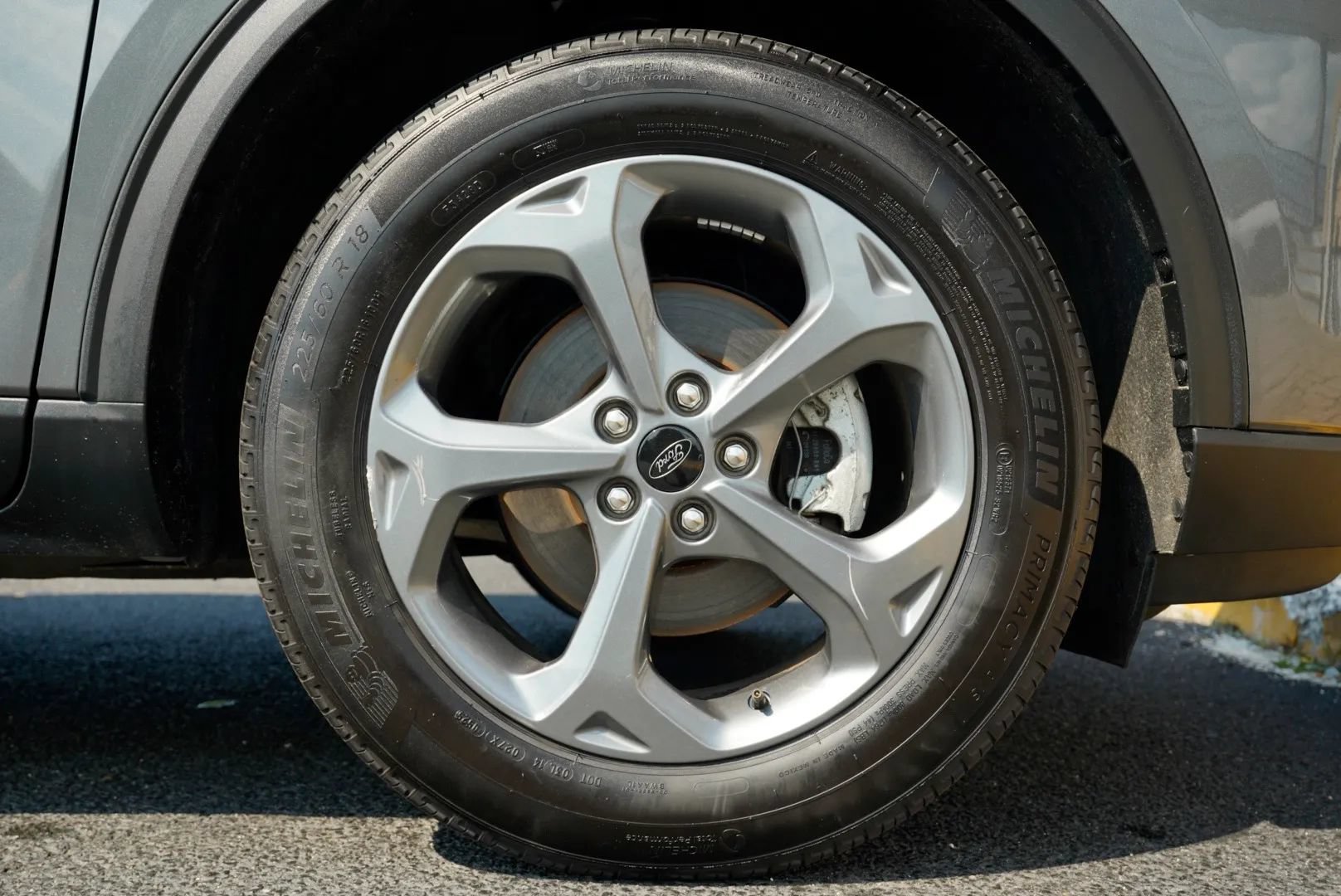 Used 2025 Ford Escape ST-Line AWD/4WD image 13
