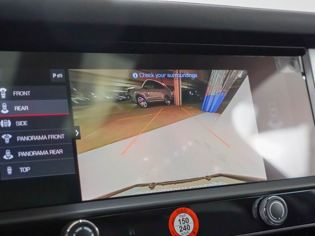 Certified 2025 Porsche Macan Turbo image 31