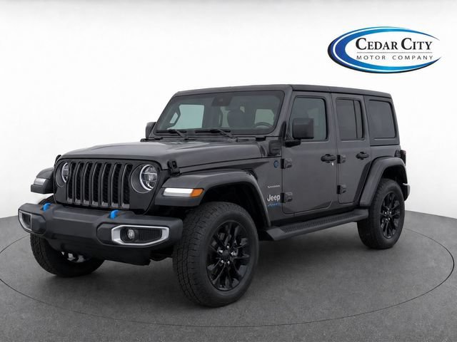 Used 2022 Jeep Wrangler Unlimited Sahara w/ Cold Weather Group AWD/4WD image 1