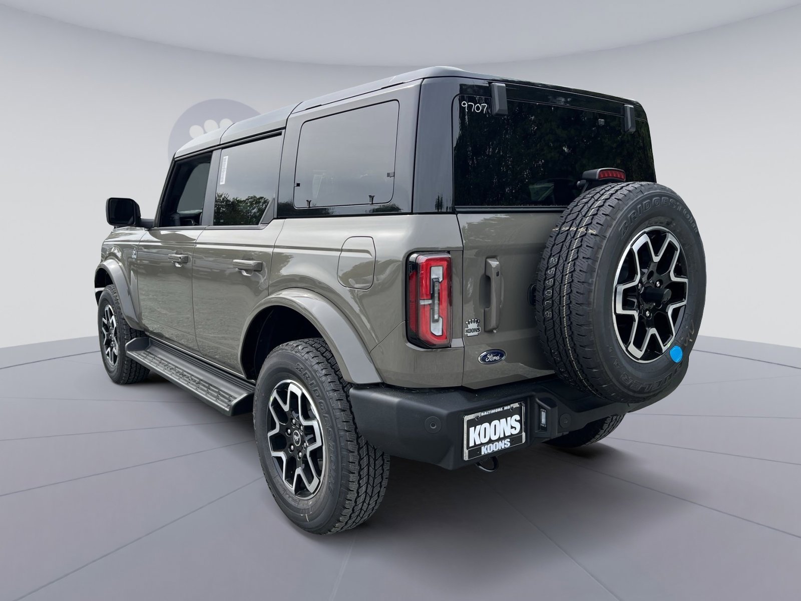 New 2025 Ford Bronco Outer Banks image 4