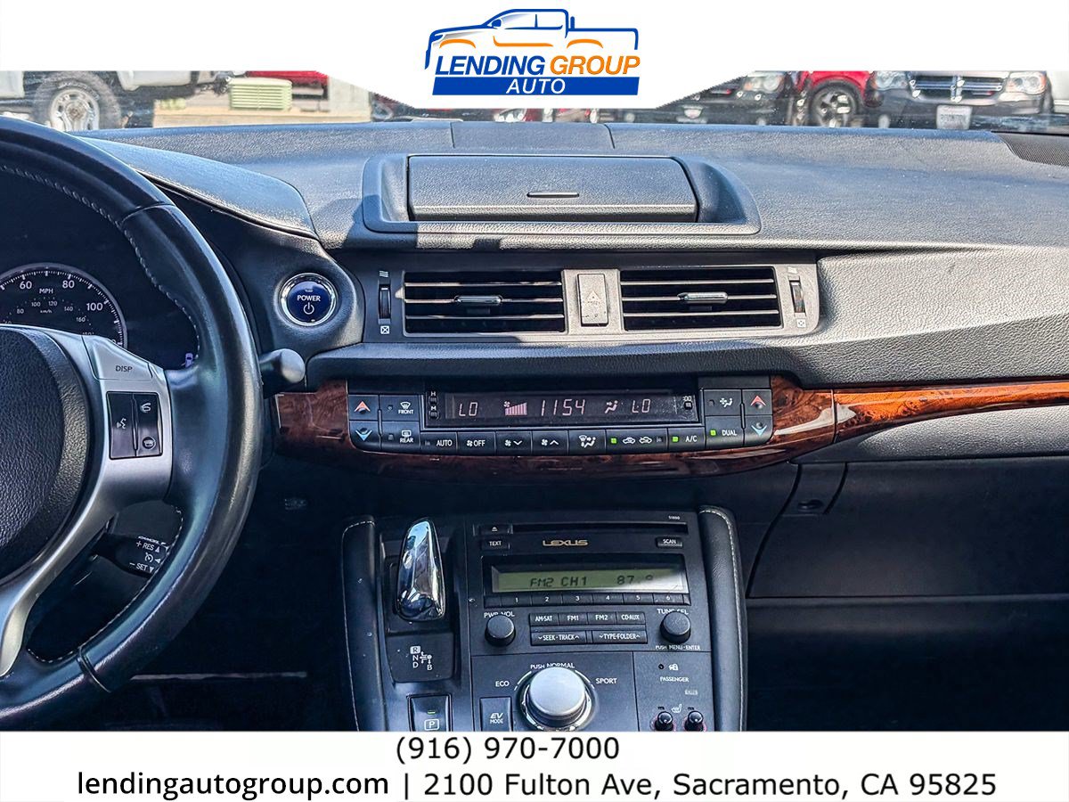 Used 2012 Lexus CT 200h Premium FWD image 11