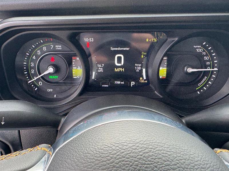 Used 2024 Jeep Wrangler Sahara image 35