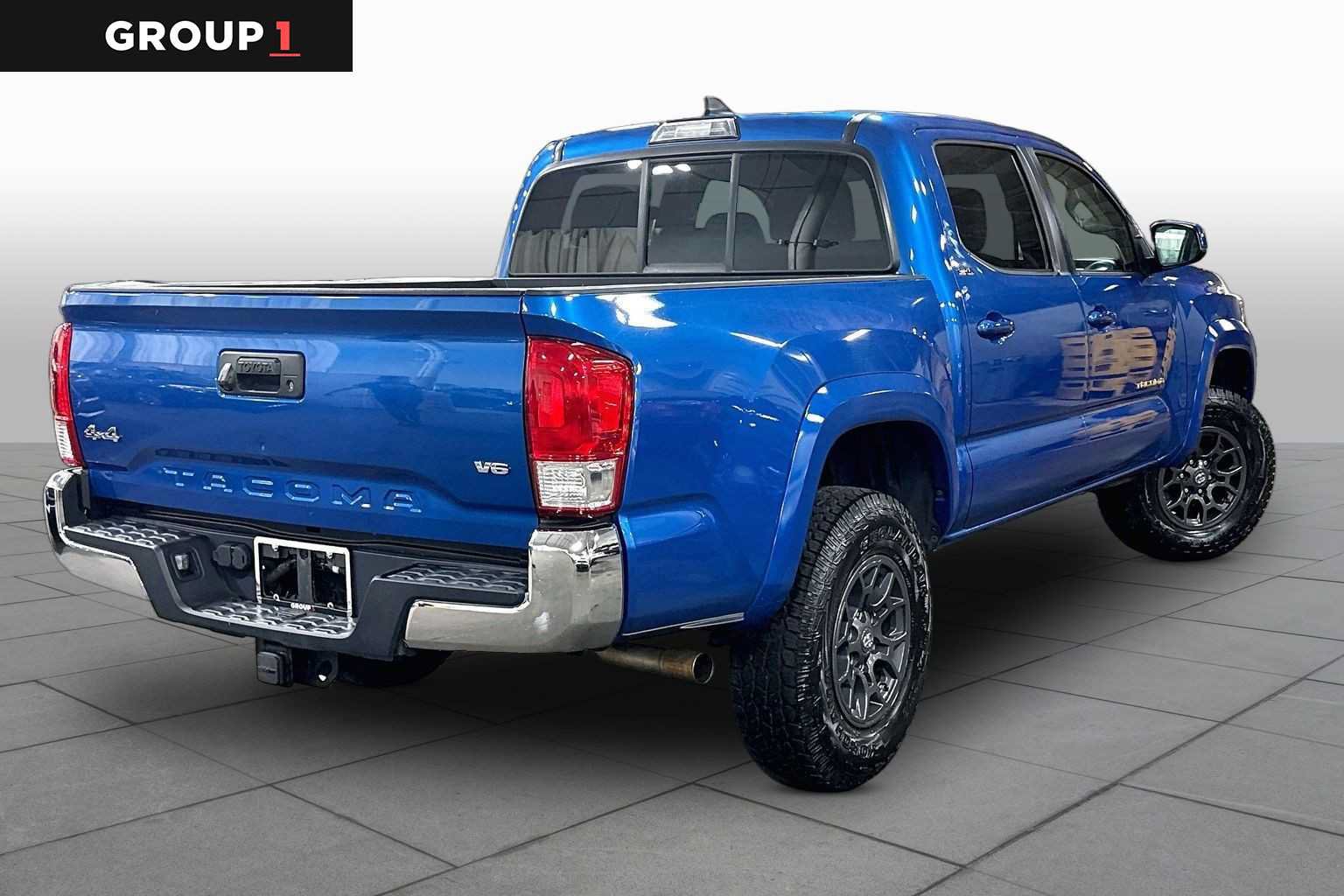 Certified 2017 Toyota Tacoma SR5 w/ Tow Package AWD/4WD image 13
