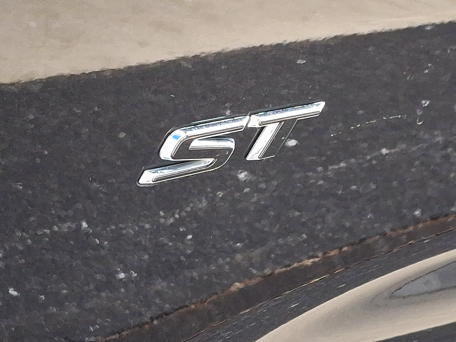 Used 2025 Buick Enclave Sport Touring image 34