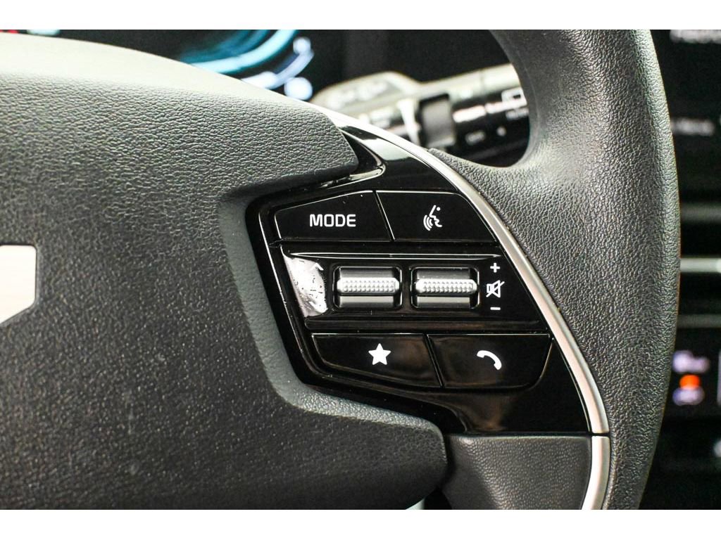 Used 2025 Kia Niro LX FWD image 22