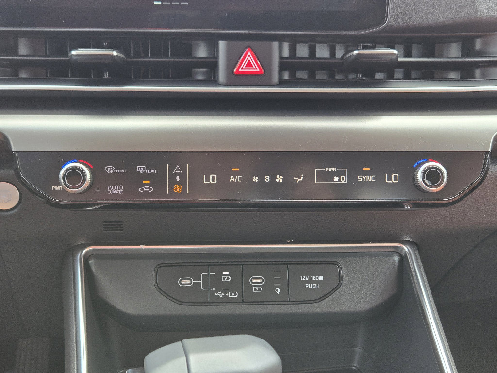 New 2026 Kia Carnival SX image 14