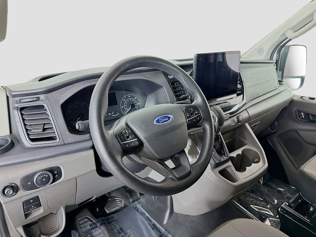 Used 2023 Ford Transit 350 XLT image 17