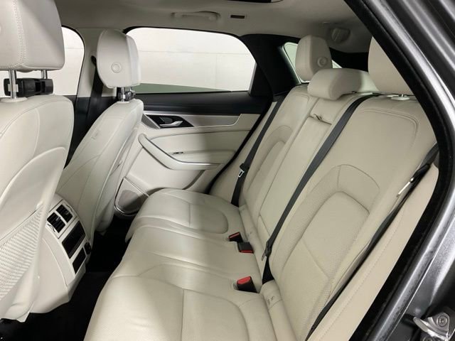 Used 2022 Jaguar F-PACE S image 33