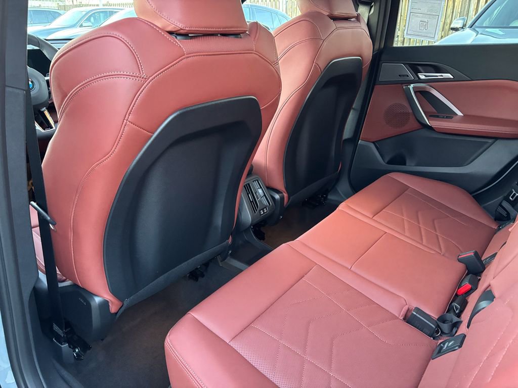 New 2026 BMW X2 xDrive28i image 27