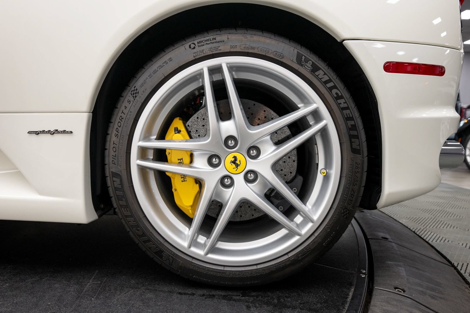 Used 2009 Ferrari F430 Spider RWD image 51