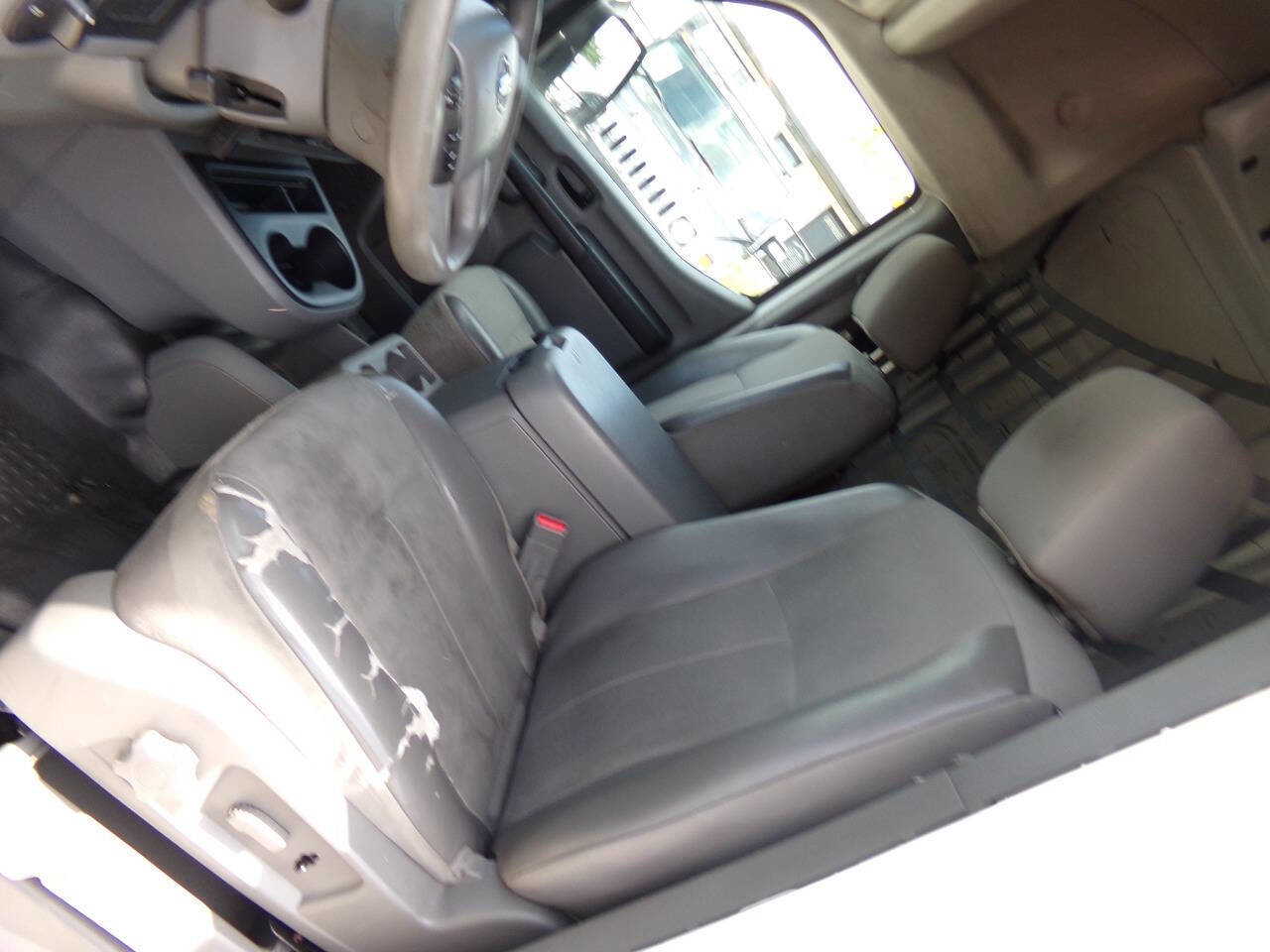 Used 2016 Nissan NV 2500 SL w/ Technology Package image 6