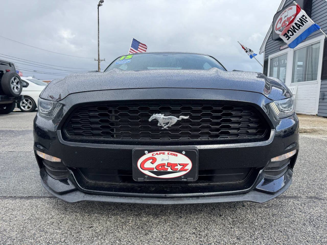 Used 2015 Ford Mustang Coupe image 2