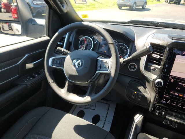 New 2026 RAM 2500 Big Horn AWD/4WD image 17