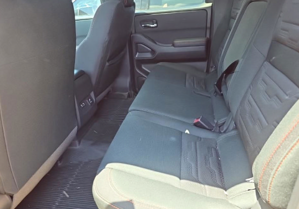Used 2025 Nissan Frontier Pro-X w/ Pro Convenience Package RWD image 9