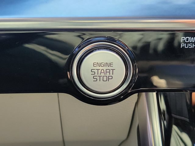 Used 2024 Kia Carnival SX Prestige FWD image 28