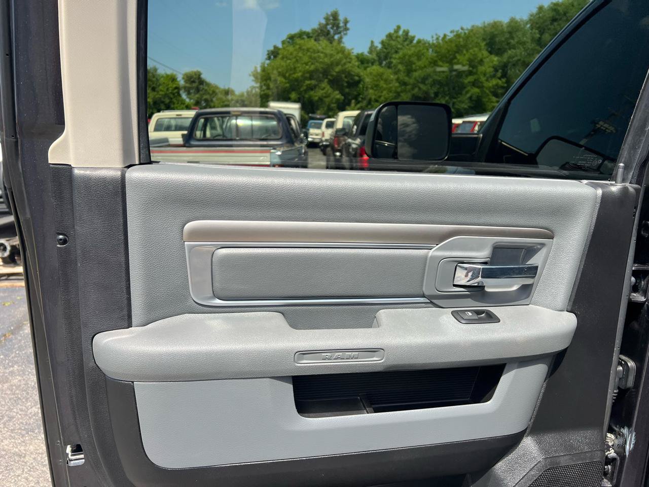 Used 2016 RAM 2500 Outdoorsman AWD/4WD image 12
