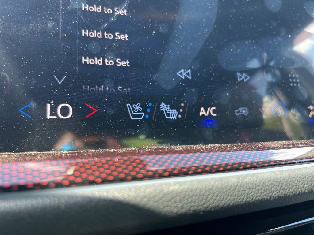 New 2026 Chevrolet Traverse RS AWD/4WD image 23