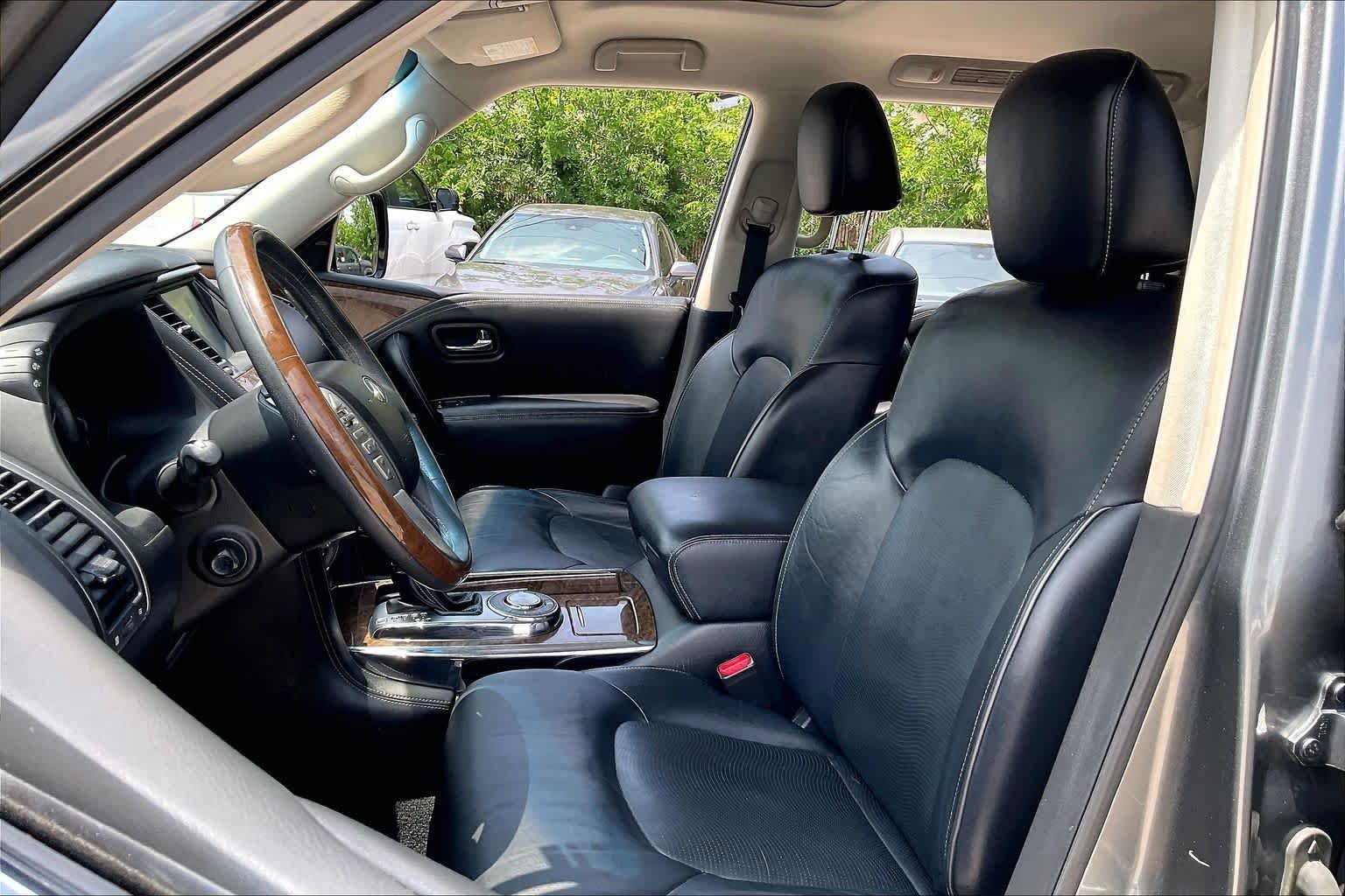 Used 2016 INFINITI QX80 2WD w/ Driver's Assistance Package image 8