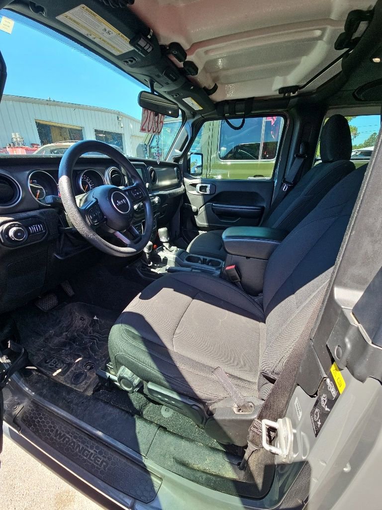 Used 2021 Jeep Wrangler Sport AWD/4WD image 8