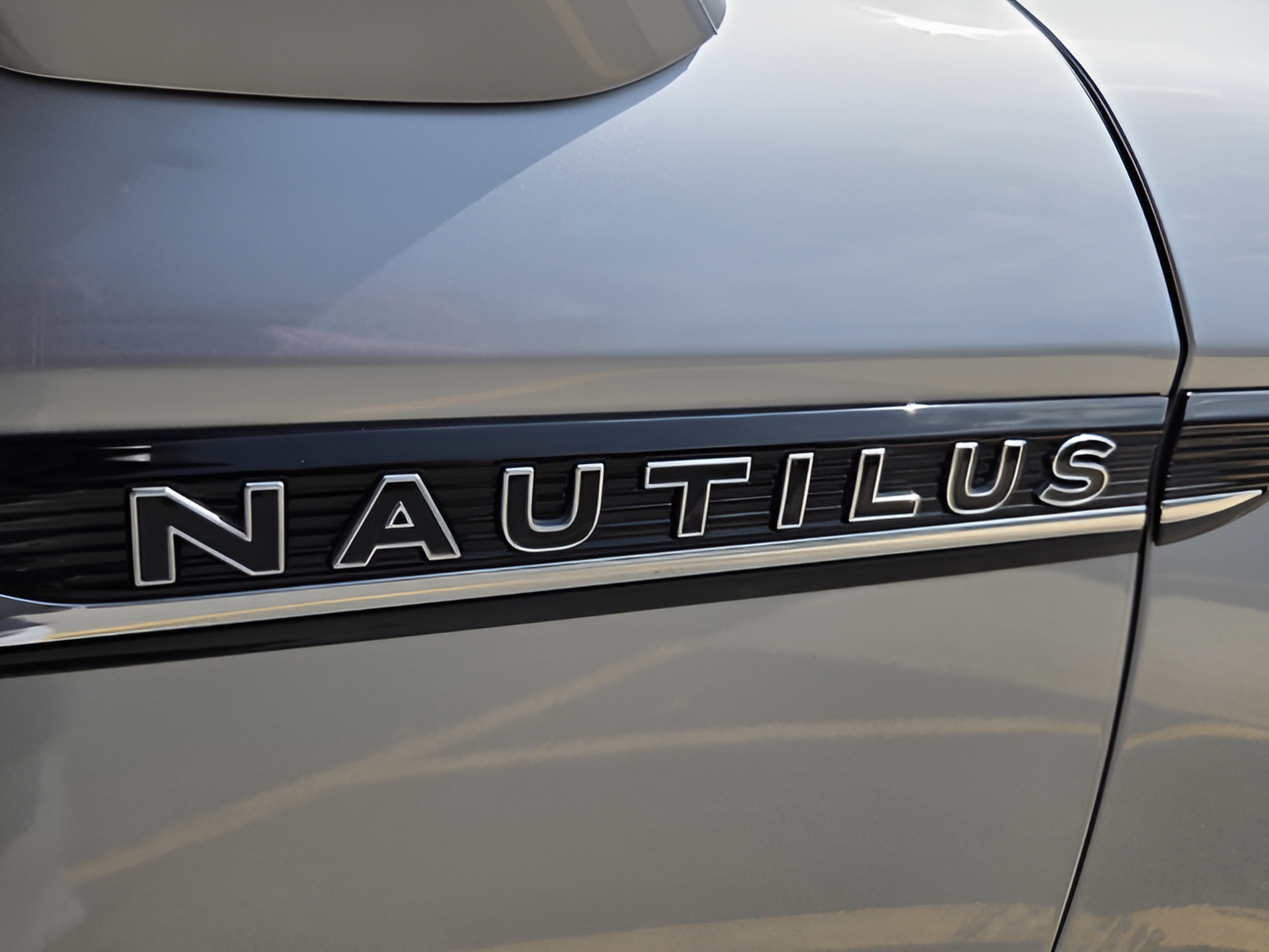 Used 2020 Lincoln Nautilus Black Label w/ Class II Trailer Tow Package AWD/4WD image 34