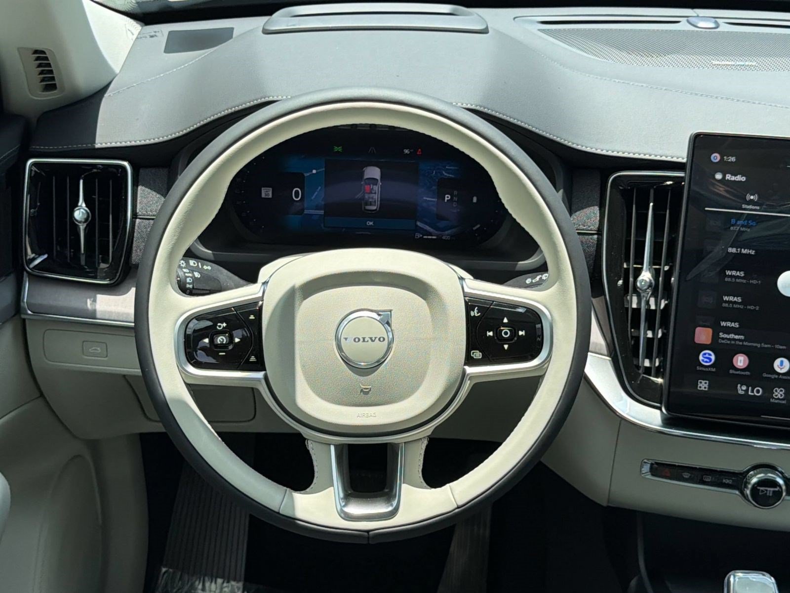 New 2026 Volvo XC90 B6 Ultra w/ Protection Package AWD/4WD image 10