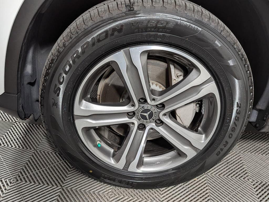 Used 2019 Mercedes-Benz GLC 300 4MATIC image 46