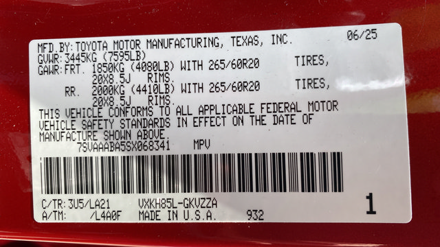 Used 2025 Toyota Sequoia Platinum w/ TRD Off-Road Package AWD/4WD image 30