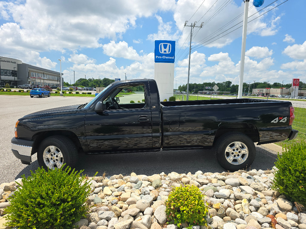 Used 2005 Chevrolet Silverado 1500 W/T AWD/4WD image 11
