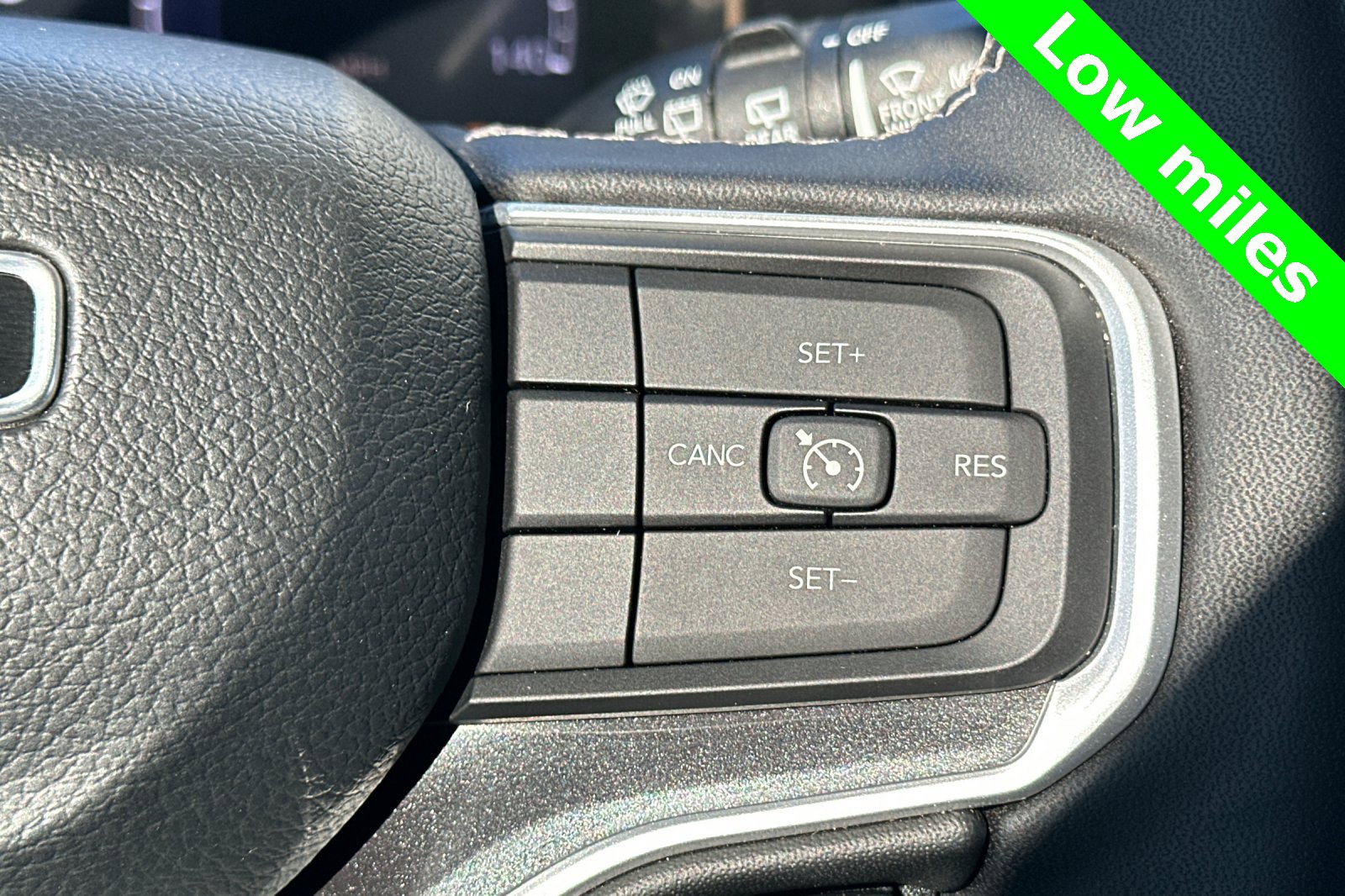 Used 2024 Jeep Wagoneer 4WD image 34