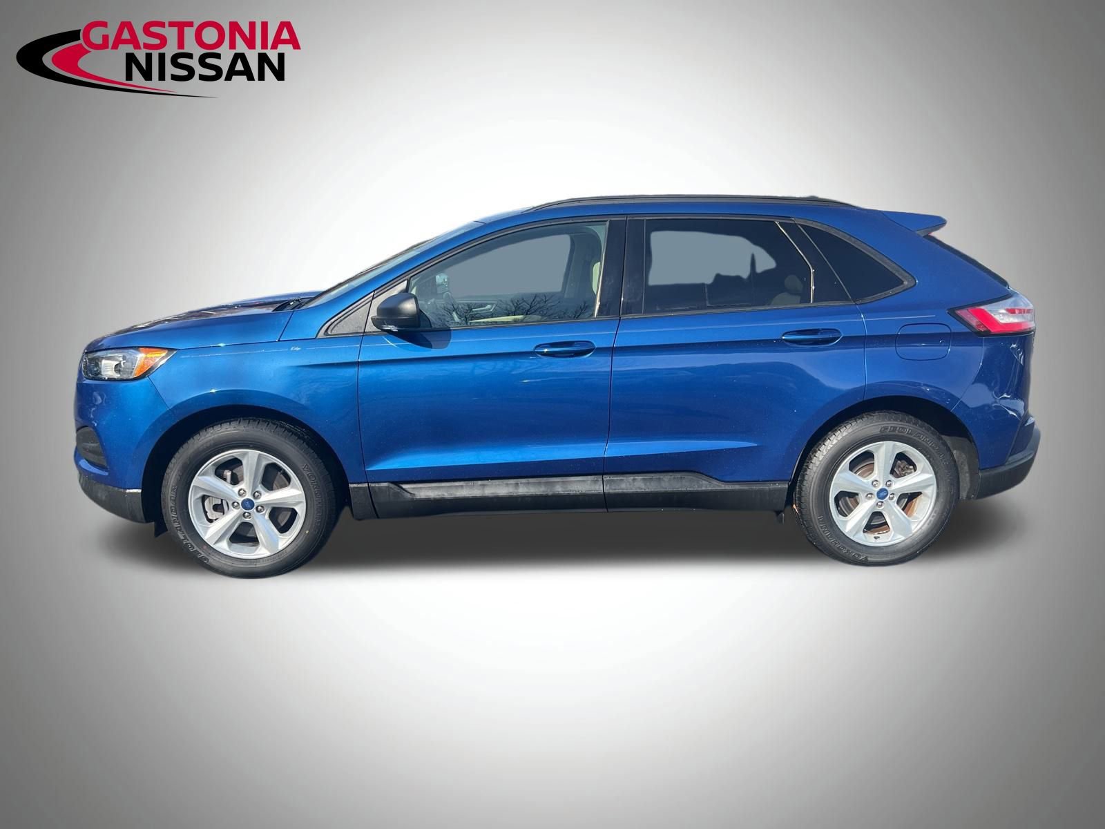 Used 2022 Ford Edge SE image 6