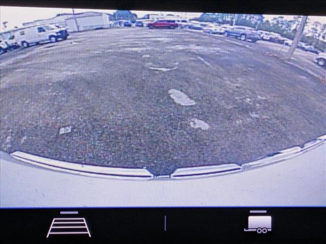 Used 2020 GMC Sierra 1500 Elevation w/ Elevation Value Package image 13