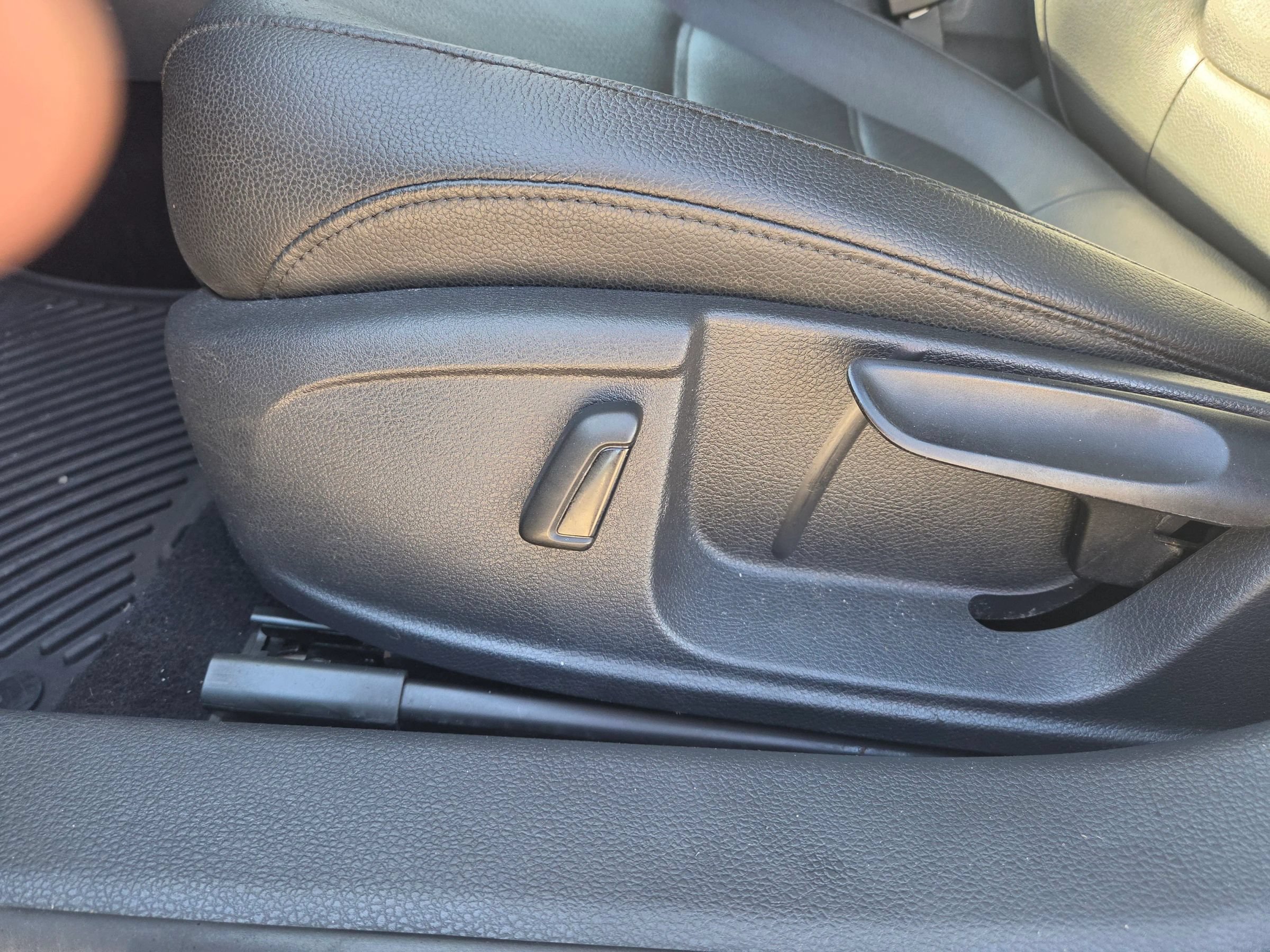 Used 2013 Volkswagen Jetta SE FWD image 11