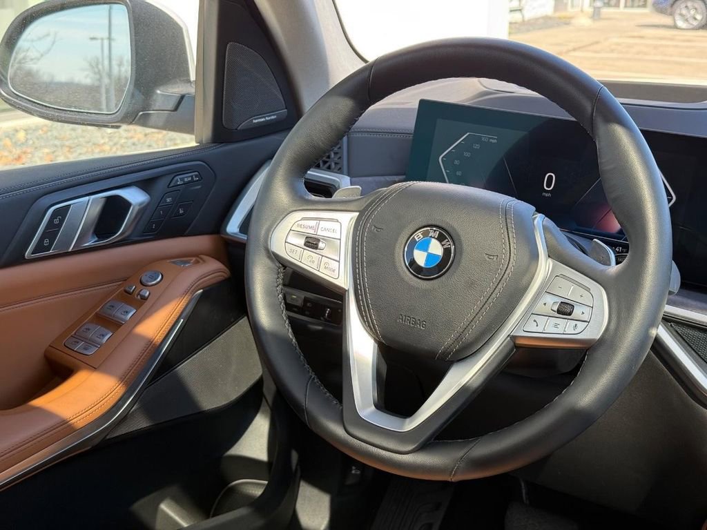 Certified 2023 BMW X7 xDrive40i w/ Premium Package image 14