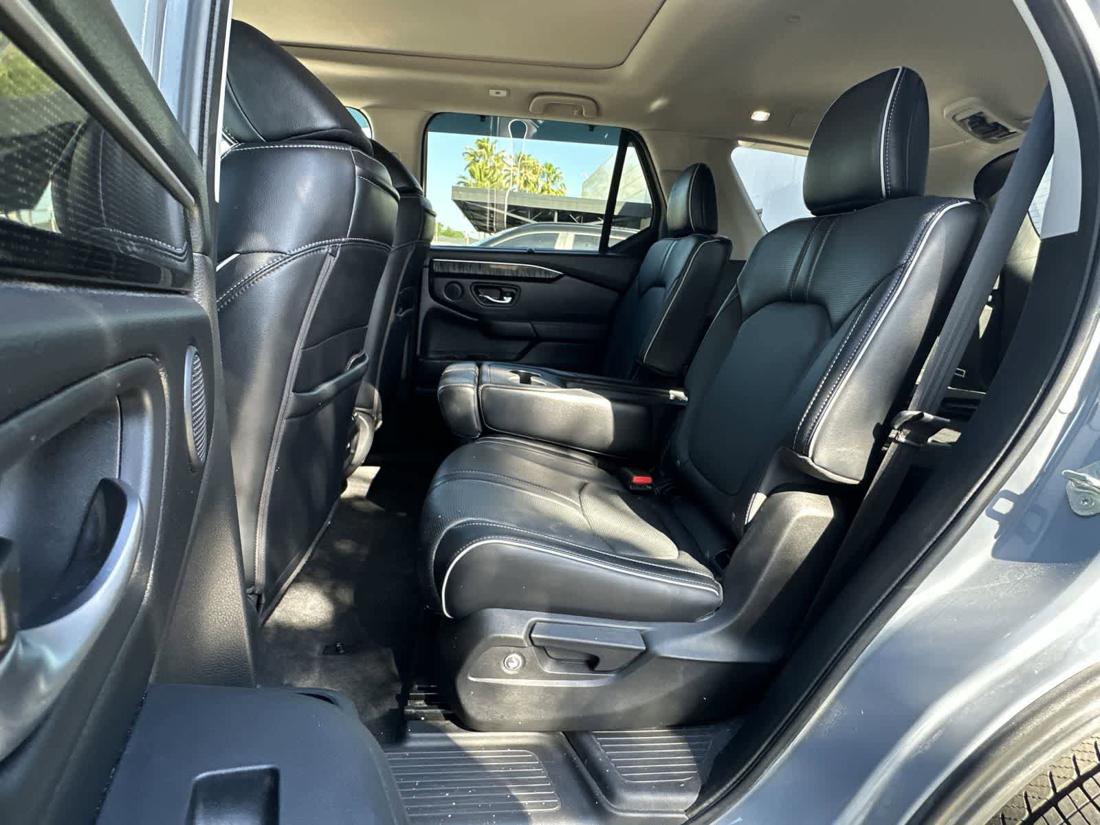 Used 2023 Honda Pilot Elite image 4